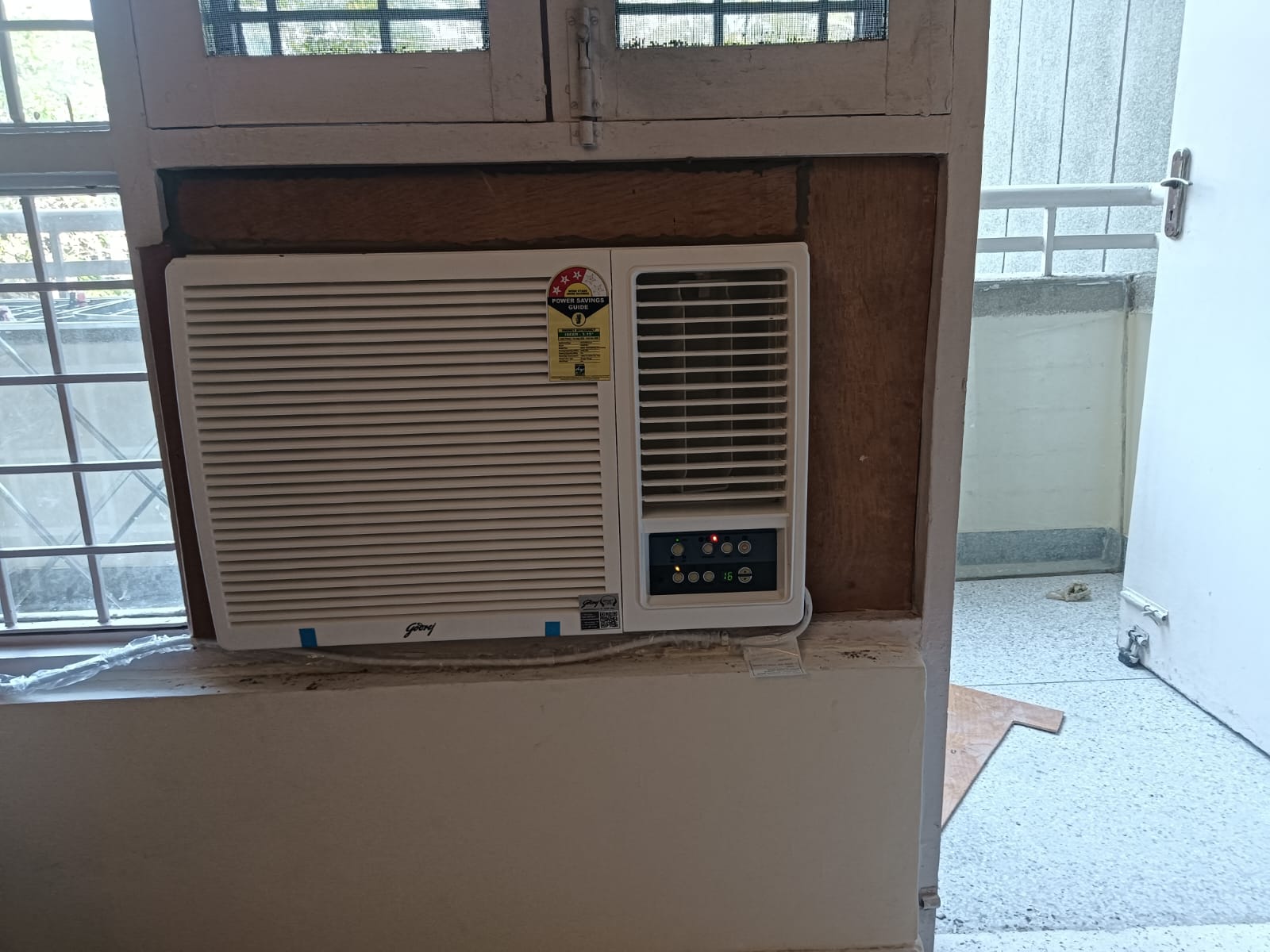 WhatsApp Image 2025-04-05 at 12.50.50 PM